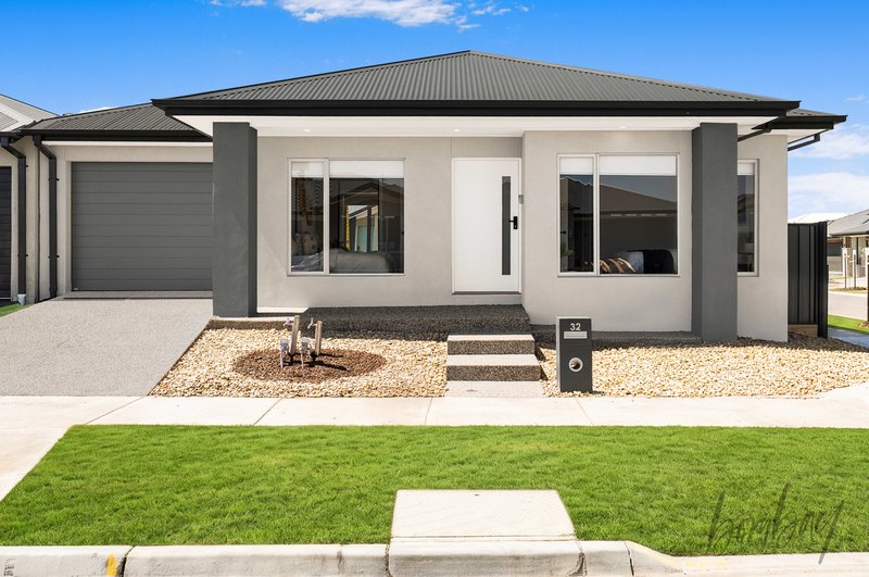 Photo - 32 Rind Crescent, Donnybrook VIC 3064 - Image 1