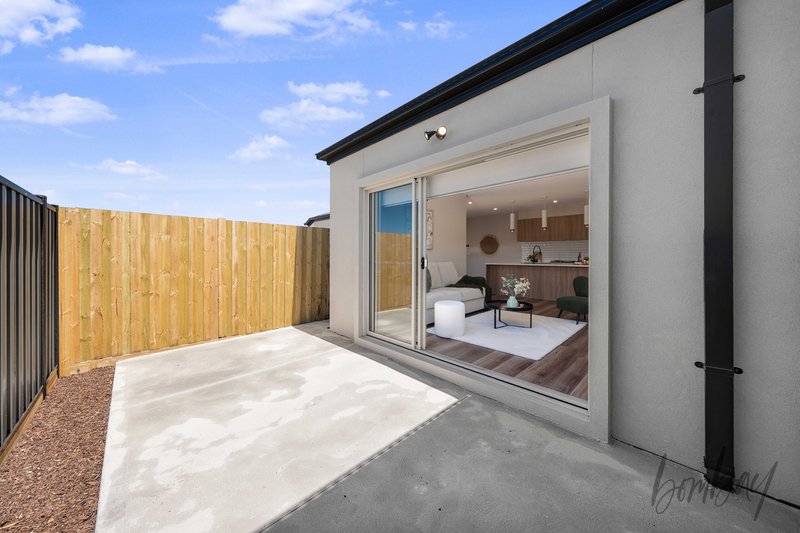 Photo - 32 Rind Crescent, Donnybrook VIC 3064 - Image 15