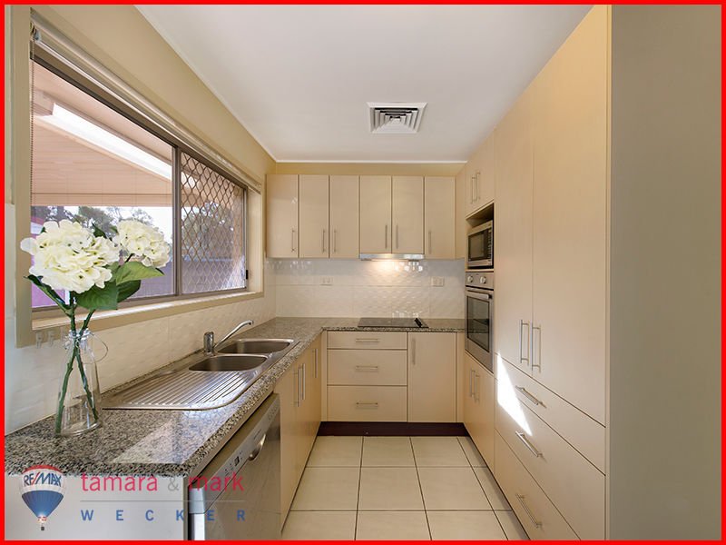 Photo - 32 Rinnicrew Street, Bracken Ridge QLD 4017 - Image 3