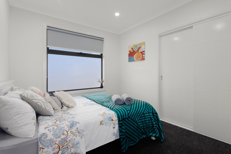 Photo - 3/2 Rosella Street, Murrumbeena VIC 3163 - Image 7