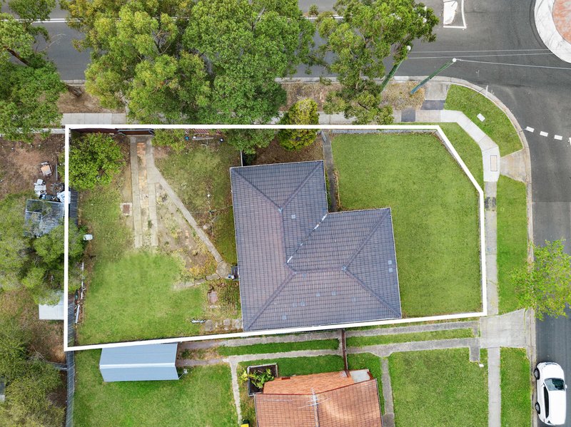 Photo - 32 Rosenthal Street, Doonside NSW 2767 - Image 3