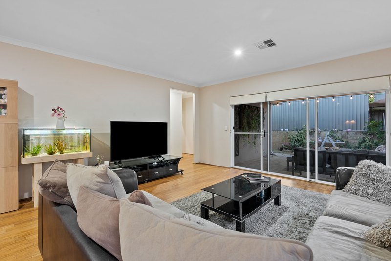 Photo - 32 Roulettes Parade, Clarkson WA 6030 - Image 14