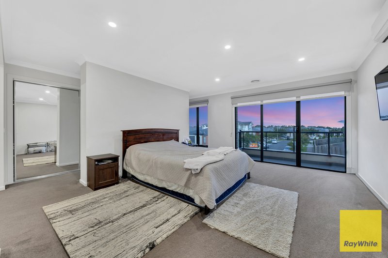 Photo - 32 Samsara Avenue, Truganina VIC 3029 - Image 18