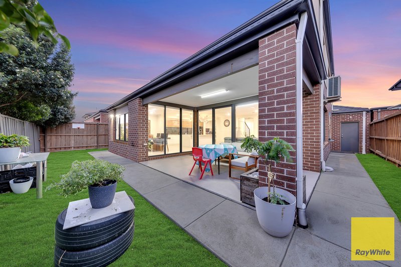 Photo - 32 Samsara Avenue, Truganina VIC 3029 - Image 29