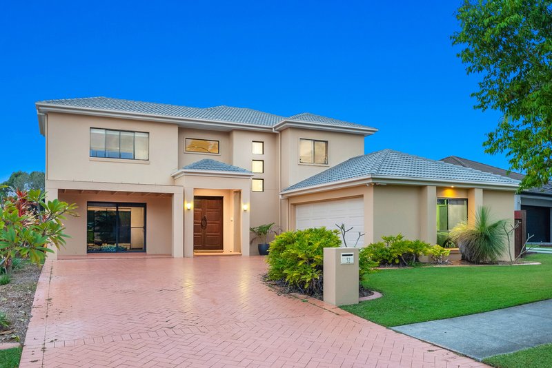 Photo - 32 Sandpiper Avenue, North Lakes QLD 4509 - Image 1