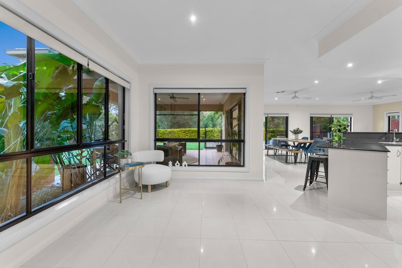 Photo - 32 Sandpiper Avenue, North Lakes QLD 4509 - Image 5