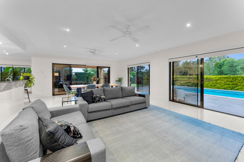 Photo - 32 Sandpiper Avenue, North Lakes QLD 4509 - Image 12
