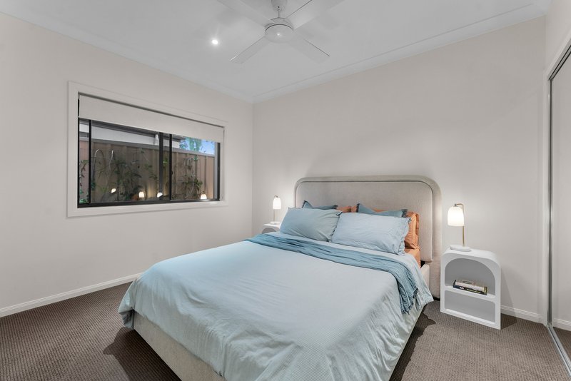 Photo - 32 Sandpiper Avenue, North Lakes QLD 4509 - Image 26