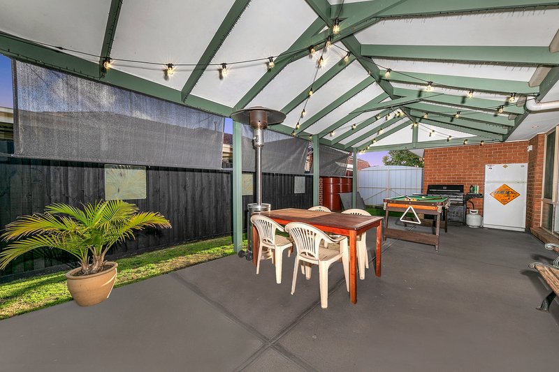 Photo - 32 Scenic Terrace, South Morang VIC 3752 - Image 10