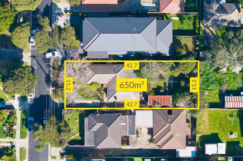 Photo - 32 Second Street, Clayton South VIC 3169 - Image 1