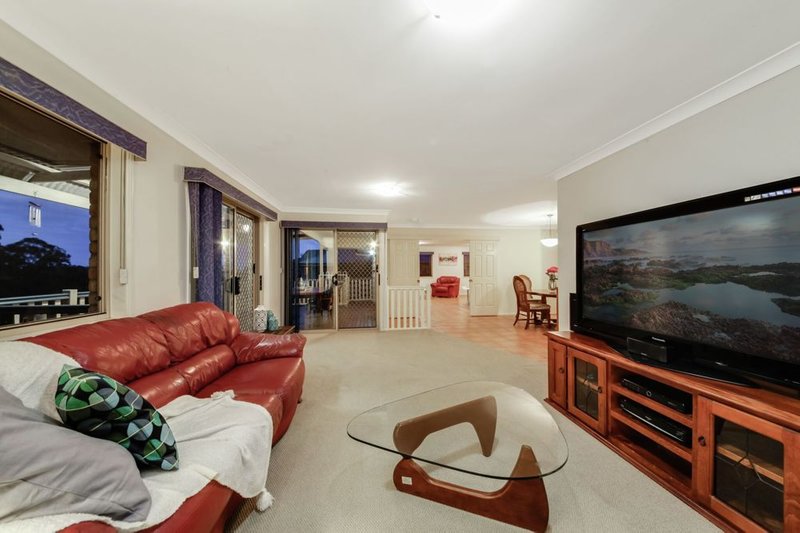 Photo - 32 Selkirk Crescent, Ferny Grove QLD 4055 - Image 9