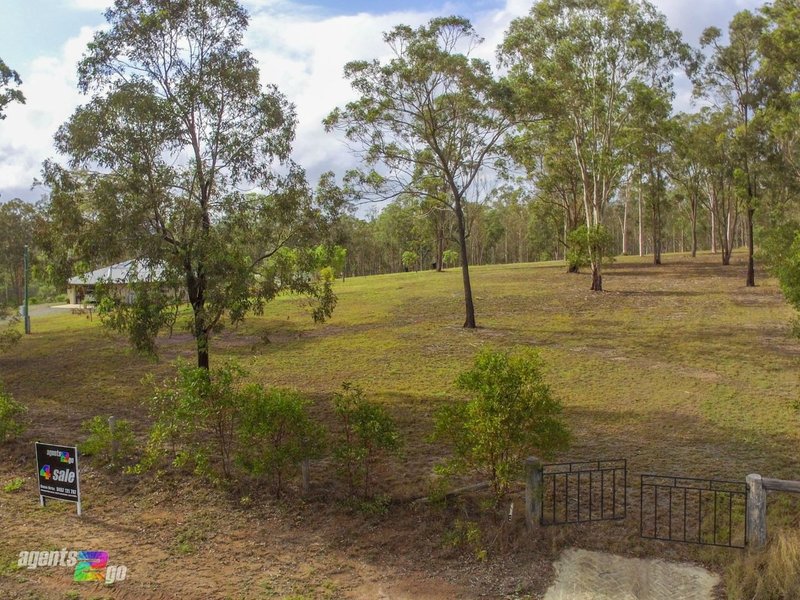 Photo - 32 Severn Chase, Curra QLD 4570 - Image 4