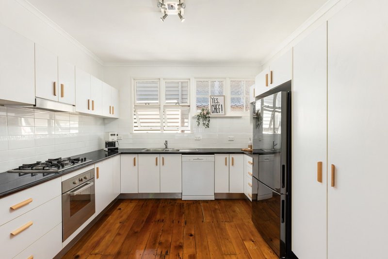 Photo - 32 Shakespeare Street, Coorparoo QLD 4151 - Image 5