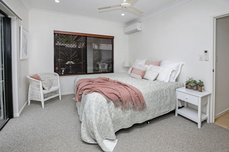 Photo - 32 Shamrock Avenue, Brinsmead QLD 4870 - Image 8