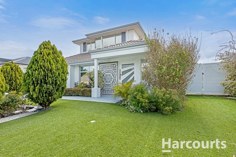 Photo - 32 Shipmaster Avenue, Alkimos WA 6038 - Image 2