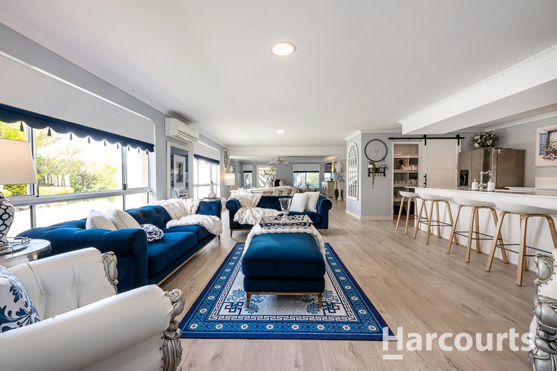 Photo - 32 Shipmaster Avenue, Alkimos WA 6038 - Image 14