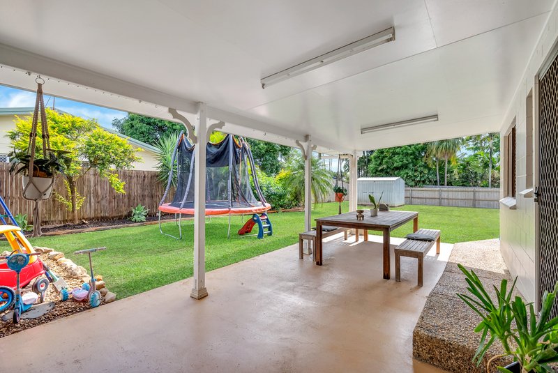 Photo - 32 Sidlaw Street, Smithfield QLD 4878 - Image 11