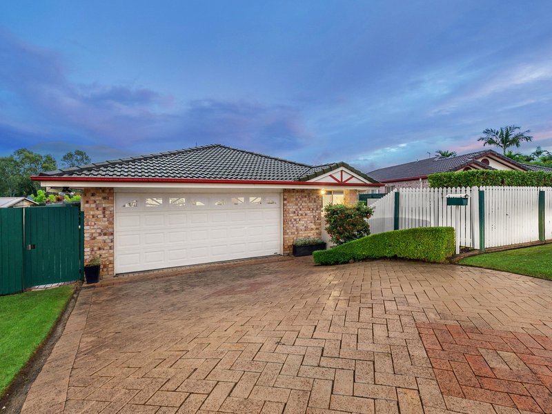 Photo - 32 Silvereye Crescent, Albany Creek QLD 4035 - Image 16