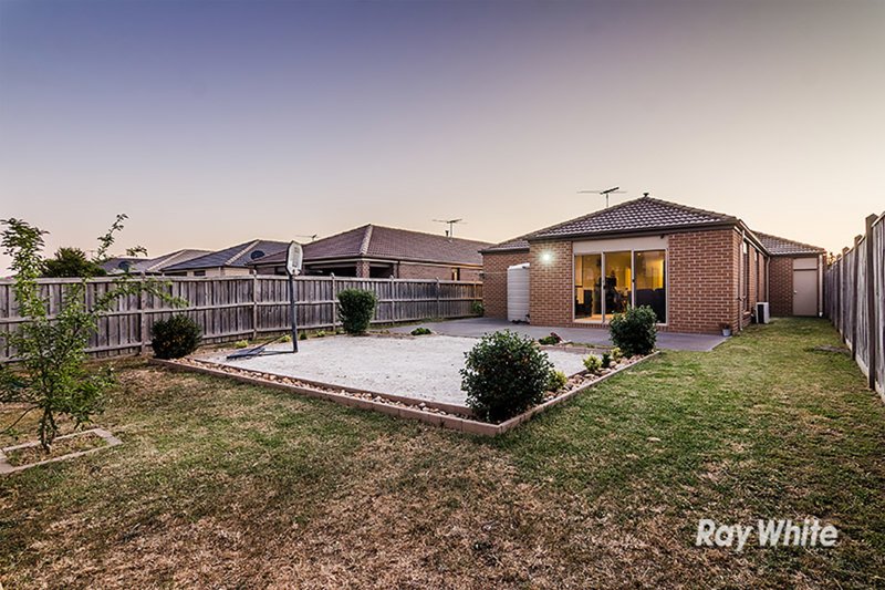 Photo - 32 Silverwattle Drive, Lyndhurst VIC 3975 - Image 13