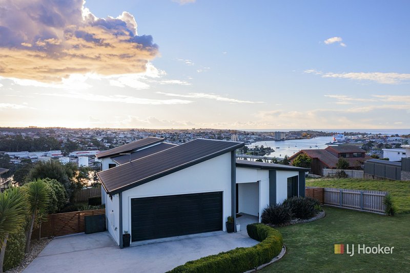 32 Skyline Drive, East Devonport TAS 7310