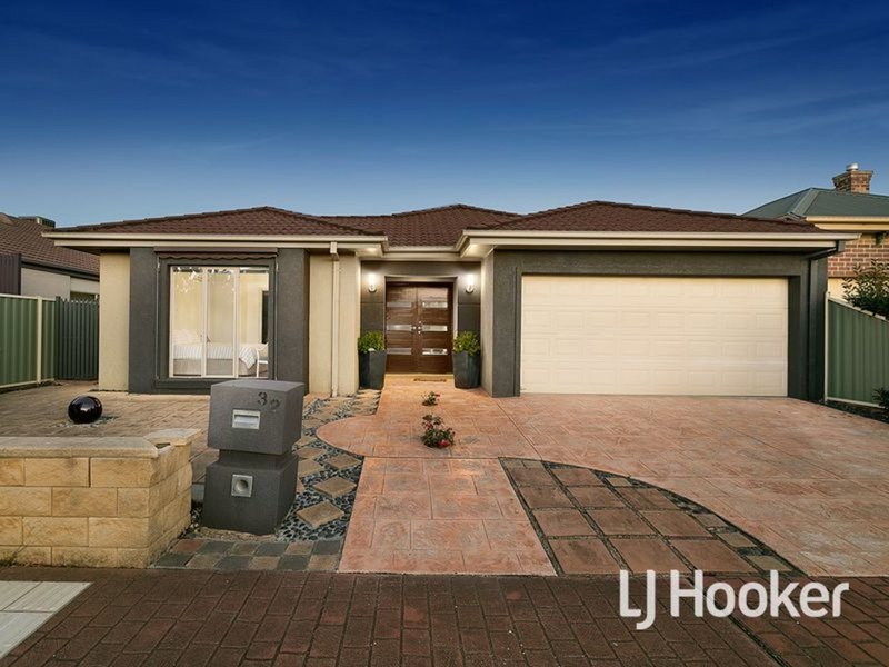 32 Sommersby Road, Point Cook VIC 3030