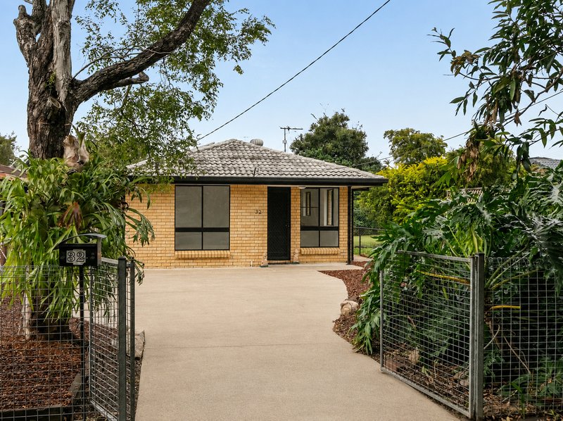 Photo - 32 Sportsground Street, Redcliffe QLD 4020 - Image 1