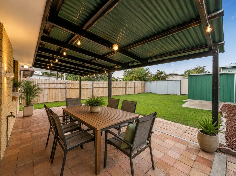 Photo - 32 Sportsground Street, Redcliffe QLD 4020 - Image 15