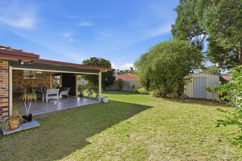 Photo - 32 Springfield Crescent, Parkinson QLD 4115 - Image 16