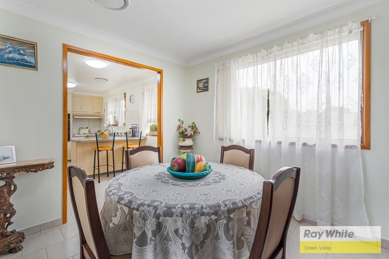 Photo - 32 St Kilda Street, St Johns Park NSW 2176 - Image 14