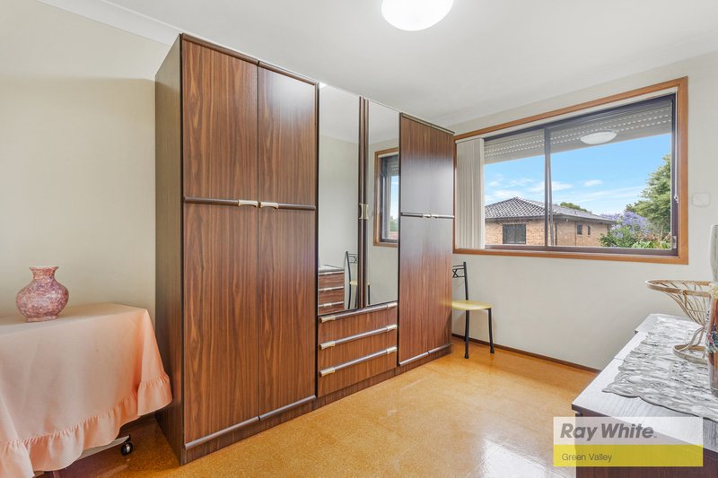 Photo - 32 St Kilda Street, St Johns Park NSW 2176 - Image 18