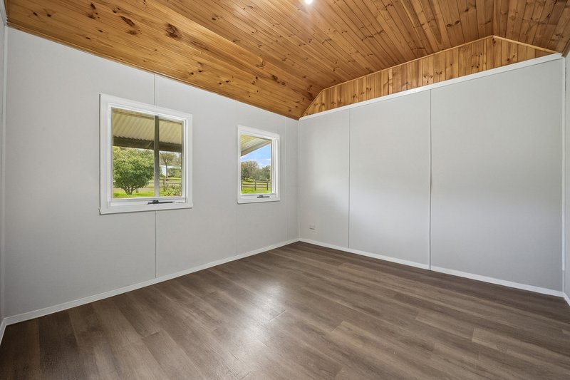 Photo - 32 Stanhope Road, Rushworth VIC 3612 - Image 4