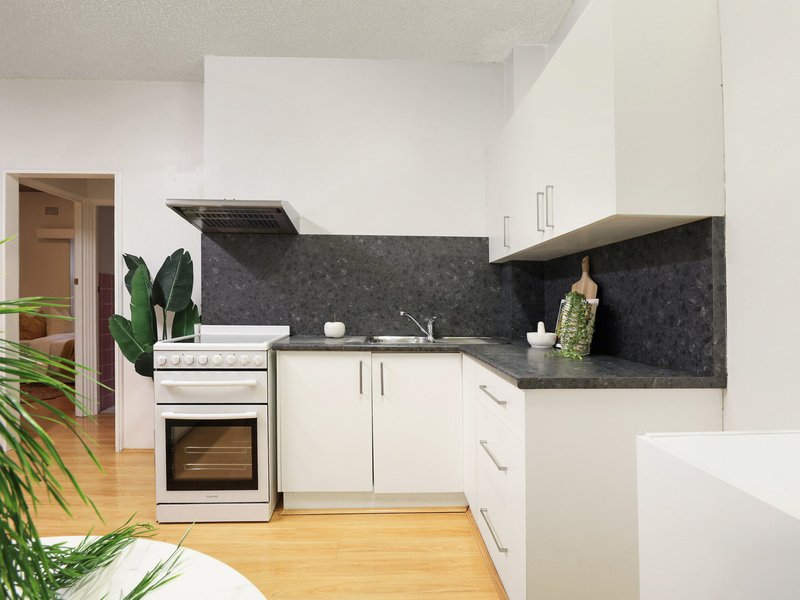 Photo - 3/2 Station Street, Kogarah NSW 2217 - Image 3