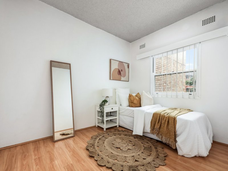 Photo - 3/2 Station Street, Kogarah NSW 2217 - Image 5