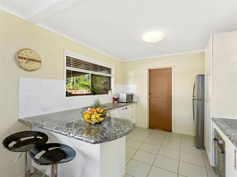 Photo - 32 Statton Street, Oxley QLD 4075 - Image 4