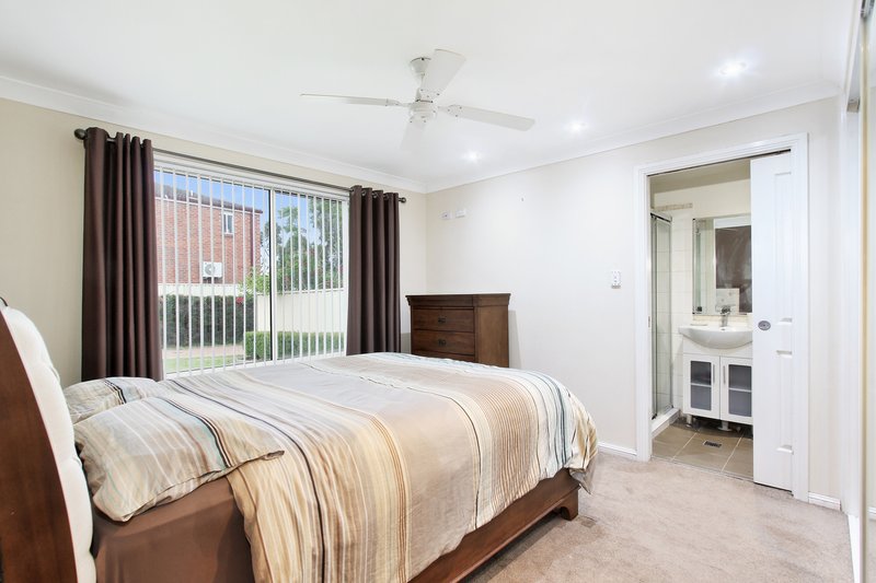 Photo - 32 Stave Place, Kellyville Ridge NSW 2155 - Image 5