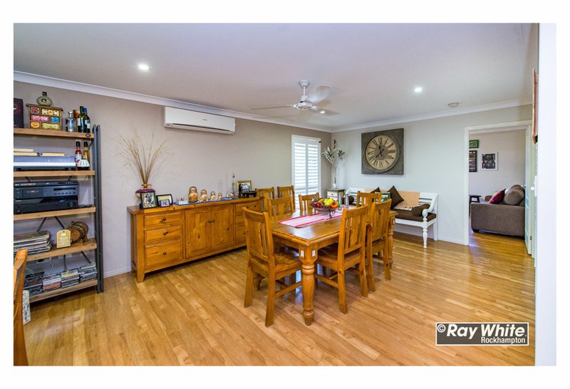 Photo - 32 Stirling Drive, Rockyview QLD 4701 - Image 3