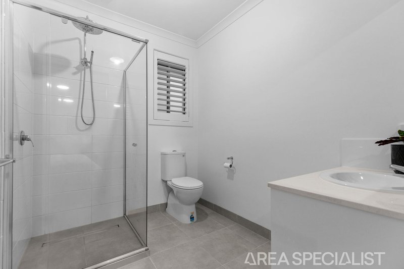 Photo - 3/2 Stockhaven Circuit, Langwarrin VIC 3910 - Image 6