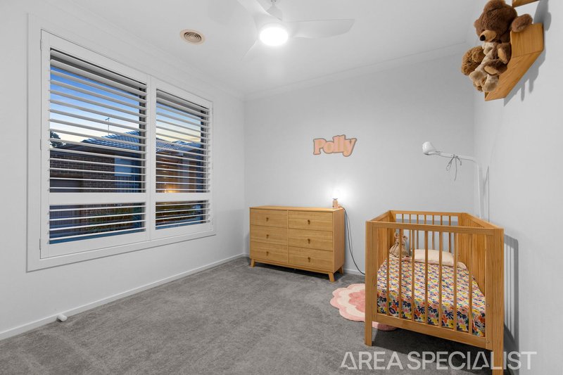 Photo - 3/2 Stockhaven Circuit, Langwarrin VIC 3910 - Image 7
