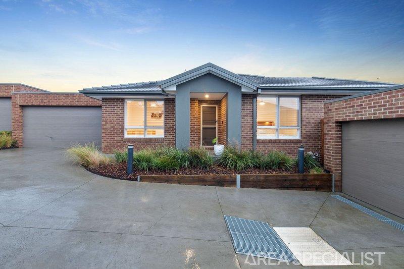 Photo - 3/2 Stockhaven Circuit, Langwarrin VIC 3910 - Image 15
