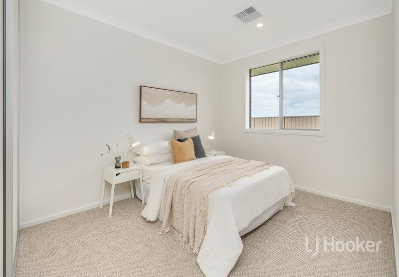 Photo - 32 Stoneleigh Avenue, Mount Barker SA 5251 - Image 18