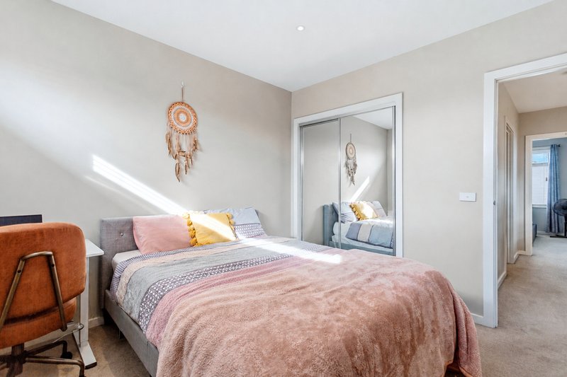 Photo - 32 Strachan Place, Williamstown VIC 3016 - Image 11