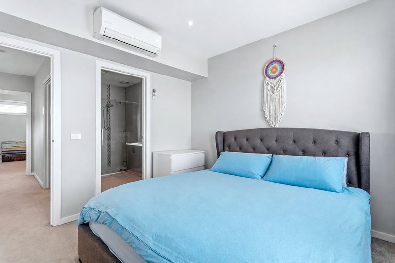 Photo - 32 Strachan Place, Williamstown VIC 3016 - Image 15