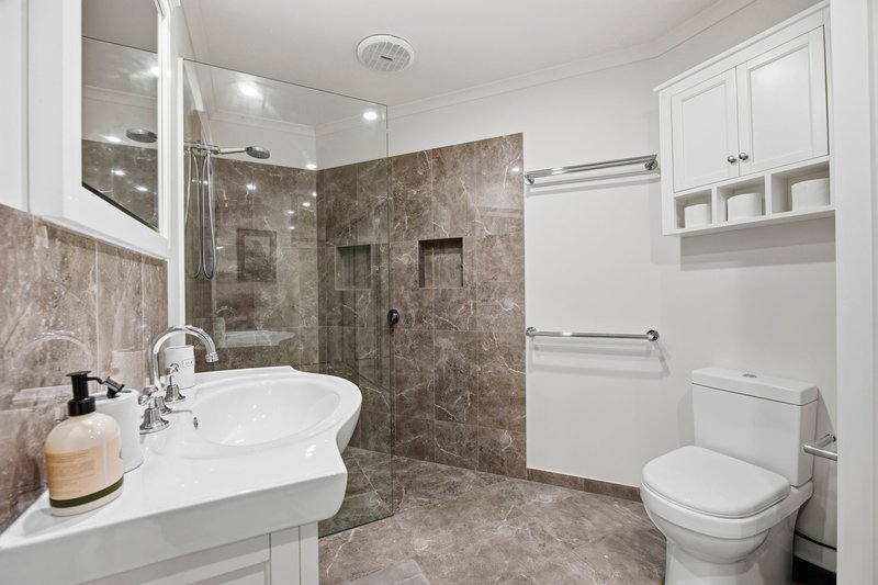 Photo - 32 Stringybark Drive, Brown Hill VIC 3350 - Image 25