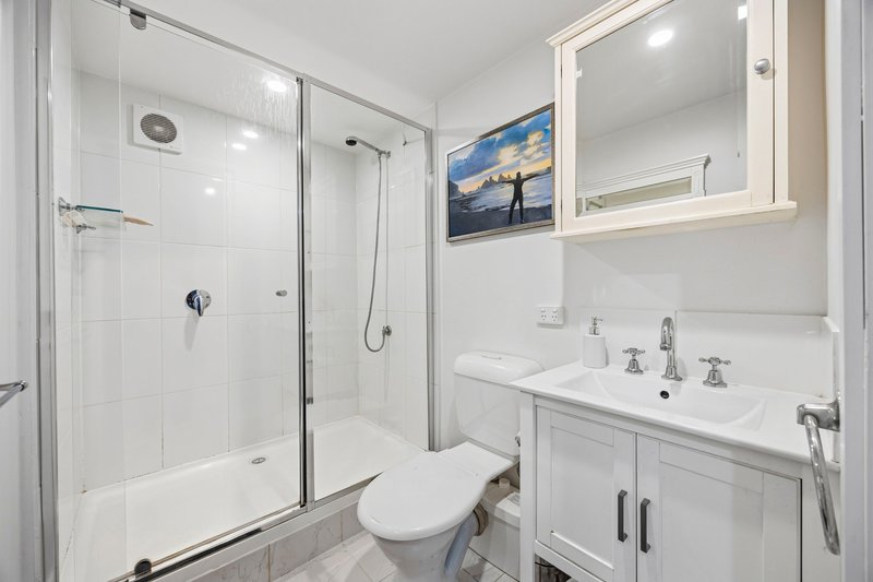 Photo - 32 Stringybark Drive, Brown Hill VIC 3350 - Image 30