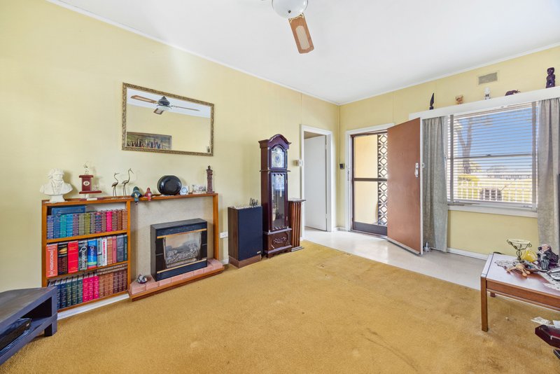 Photo - 32 Sudholz Road, Windsor Gardens SA 5087 - Image 10