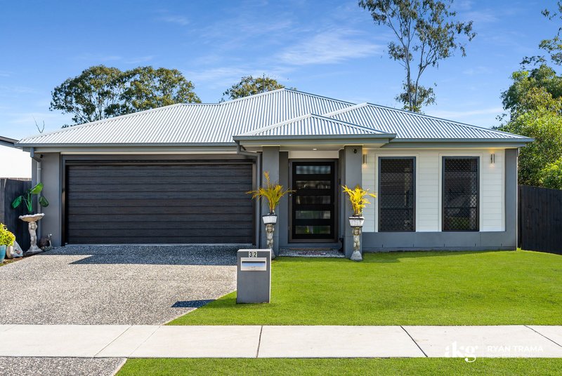 Photo - 32 Sugar Maple Place, Park Ridge QLD 4125 - Image 1