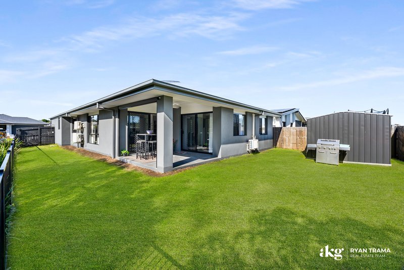 Photo - 32 Sugar Maple Place, Park Ridge QLD 4125 - Image 2