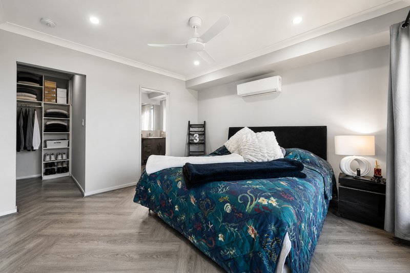 Photo - 32 Sugar Maple Place, Park Ridge QLD 4125 - Image 10