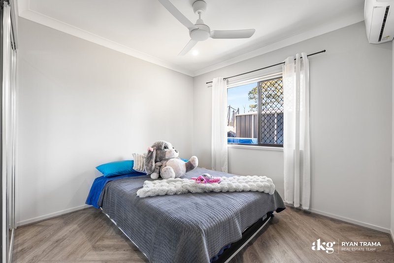 Photo - 32 Sugar Maple Place, Park Ridge QLD 4125 - Image 12