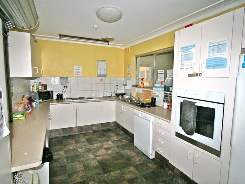 Photo - 32 Sunshine Avenue, Tweed Heads South NSW 2486 - Image 2